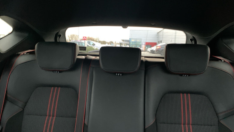 Renault Captur 1.6 E-TECH Hybrid 145 R.S. Line 5dr Auto Hybrid Hatchback